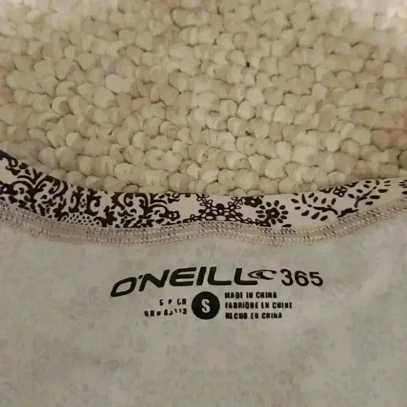 O'Neil top  - Picture 5 of 5